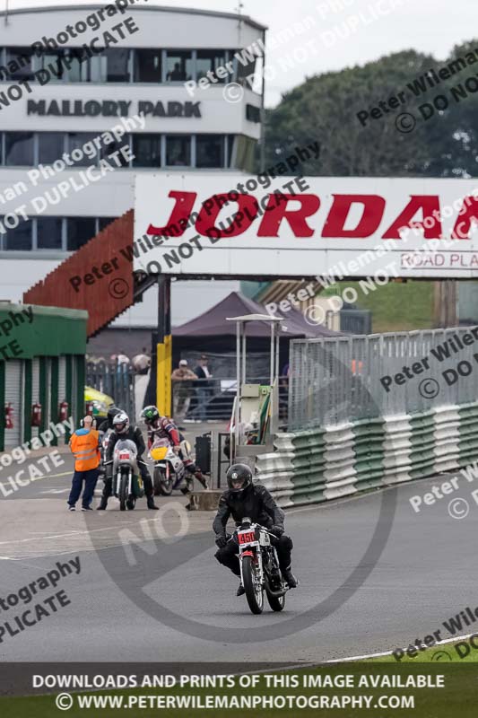 Vintage motorcycle club;eventdigitalimages;mallory park;mallory park trackday photographs;no limits trackdays;peter wileman photography;trackday digital images;trackday photos;vmcc festival 1000 bikes photographs